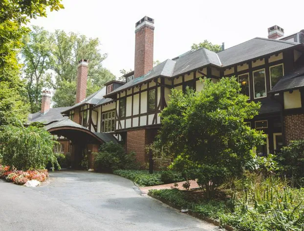 Gramercy Mansion B&B hotel detail image 2