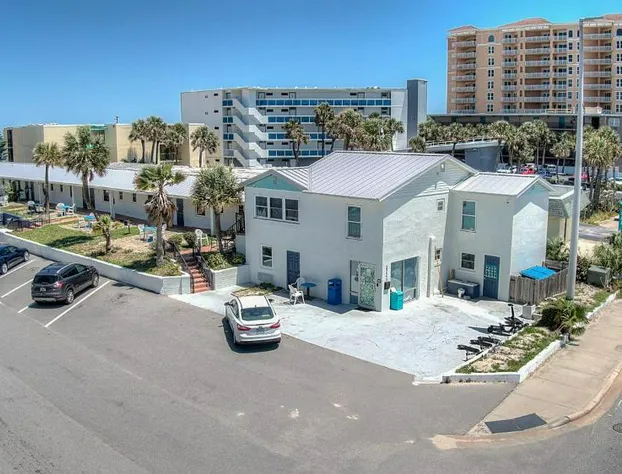 Daytona Shores Inn & Suites hotel detail image 4