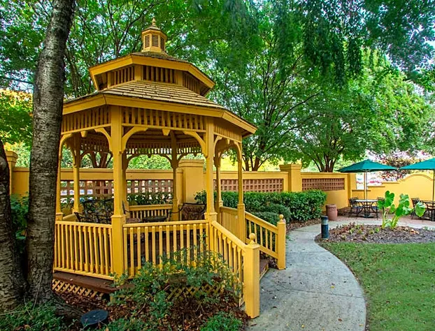 La Quinta Inn & Suites by Wyndham Charlotte Airport South hotel detail image 2