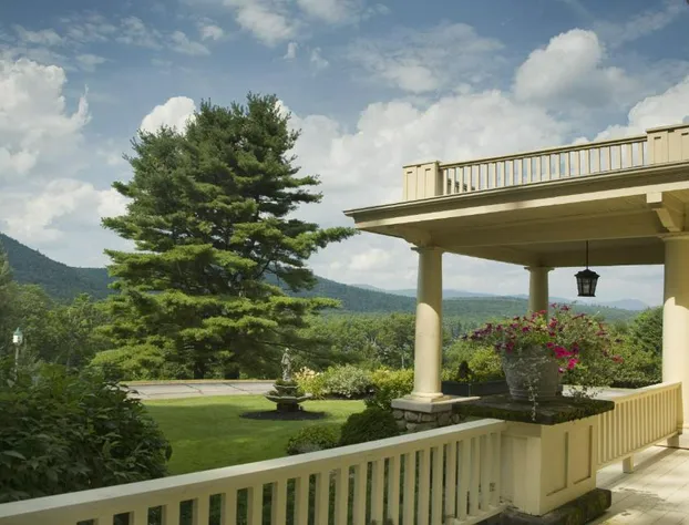 The Manor On Golden Pond hotel detail image 1