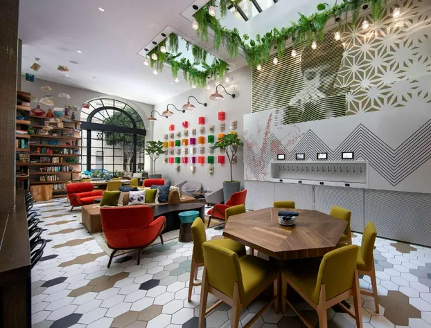 The Wayfarer Downtown LA, Tapestry Collection by Hilton hotel detail image 3