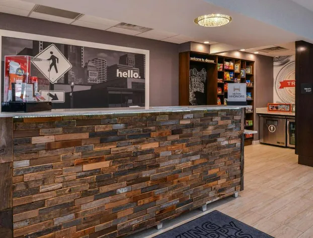 Hampton Inn & Suites Denver-Speer Boulevard hotel detail image 1