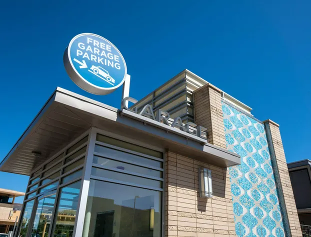 Hilton Garden Inn Denver/Cherry Creek hotel detail image 1