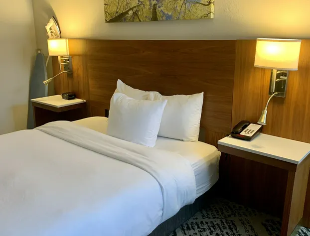 Plaza Hotel Denver hotel detail image 3