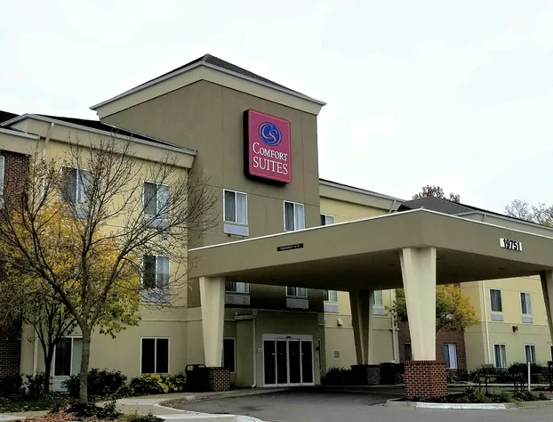 Comfort Suites Independence - Kansas City hotel detail image 1