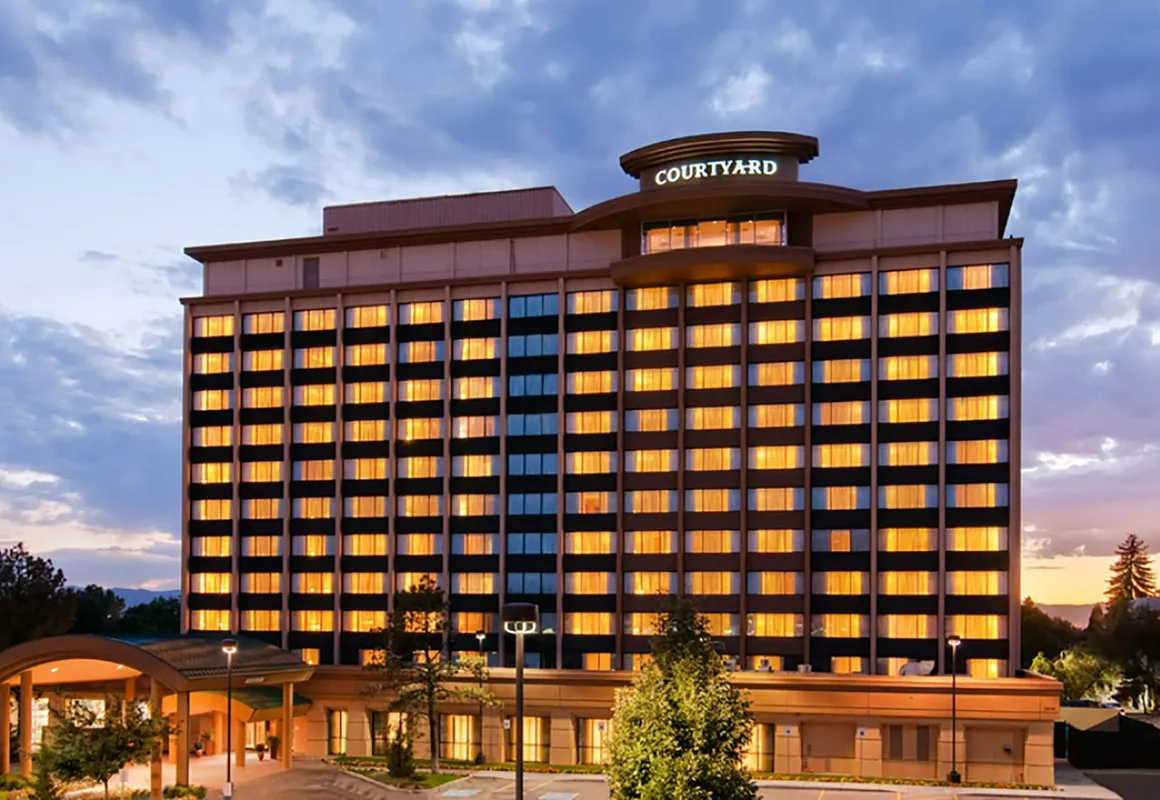Courtyard by Marriott Denver Cherry Creek hotel hero