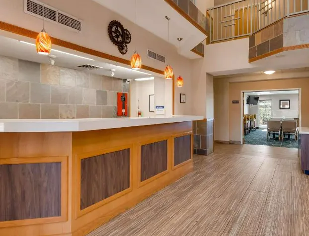 Best Western Plus Gateway Inn & Suites hotel detail image 3