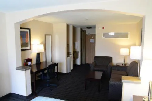 Best Western Plus Gateway Inn & Suites hotel detail image 2