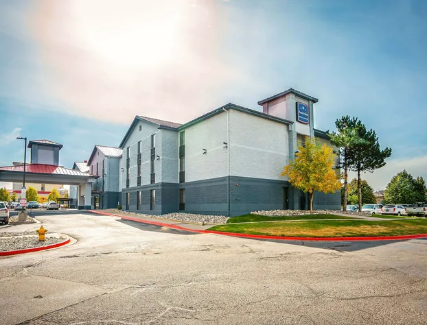 AmericInn by Wyndham Denver Airport hotel detail image 3