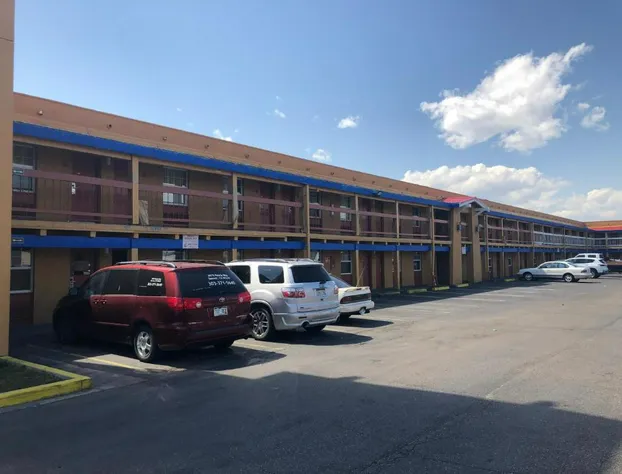 Americas Best Value Inn Denver hotel detail image 3