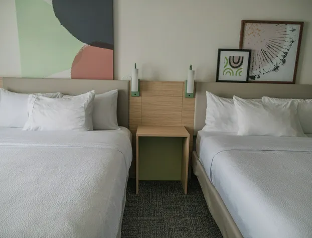 Spark by Hilton Denver International Airport hotel detail image 1