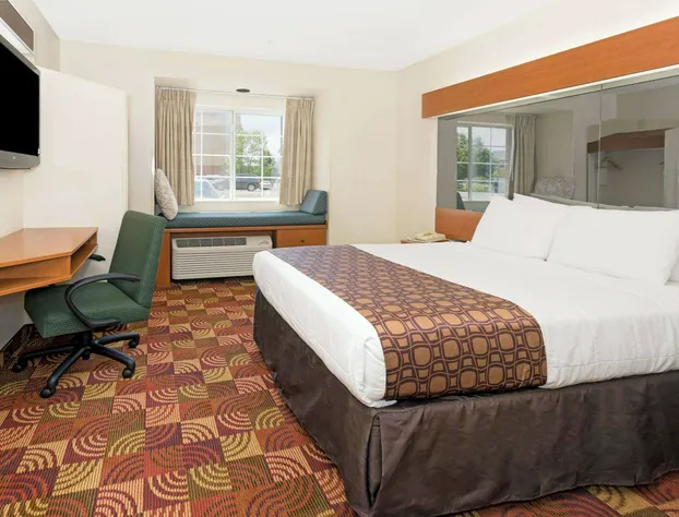 Microtel Inn & Suites by Wyndham Denver Airport hotel detail image 4