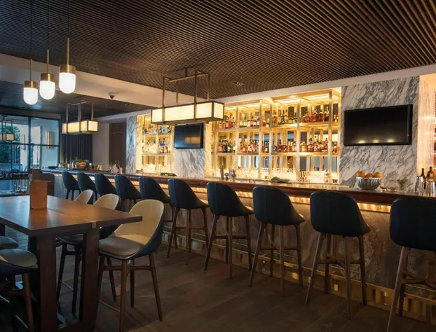 Four Seasons Hotel Houston hotel detail image 2