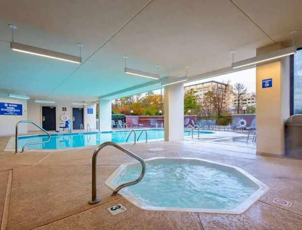 Heritage Inn & Suites The Woodlands, Trademark by Wyndham hotel detail image 1