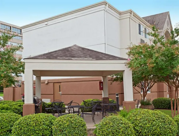 Sonesta Simply Suites Houston CityCentre I-10 West hotel detail image 1