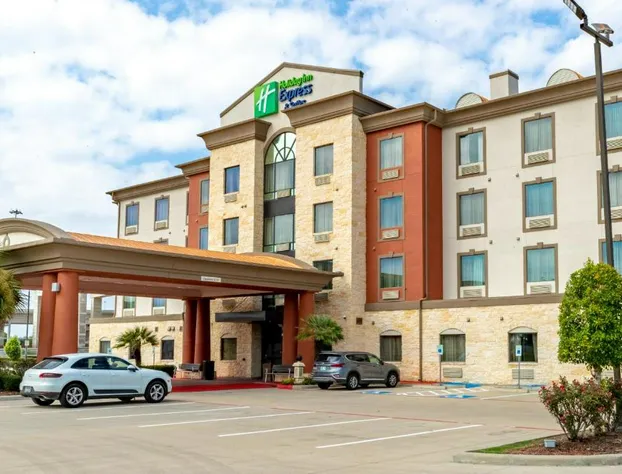 Holiday Inn Express & Suites Houston South near Pearland by IHG hotel detail image 1