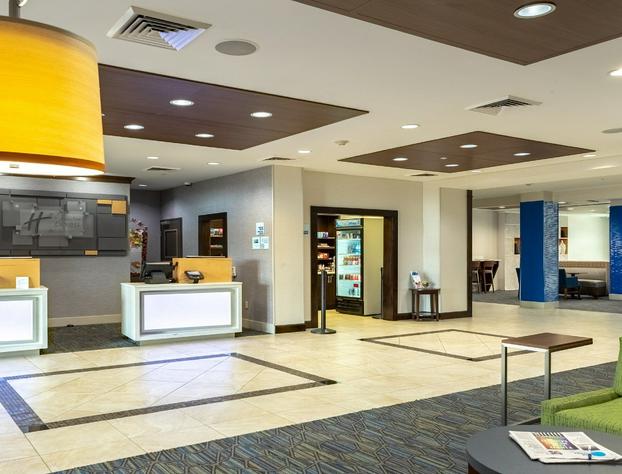 Holiday Inn Express & Suites Houston South near Pearland, an IHG Hotel hotel detail image 2