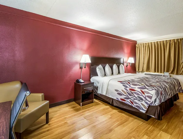 Red Roof Inn Houston East – I-10 hotel detail image 3