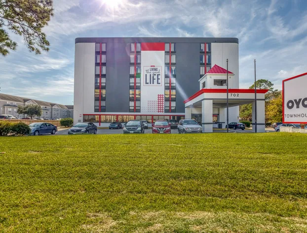 OYO Townhouse Houston George Bush Intercontinental hotel detail image 1