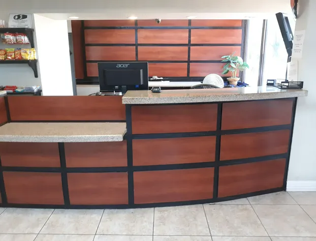 OYO Townhouse Houston George Bush Intercontinental hotel detail image 3