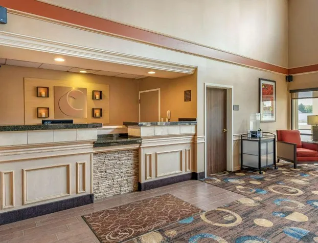 Comfort Suites Marion North hotel detail image 3