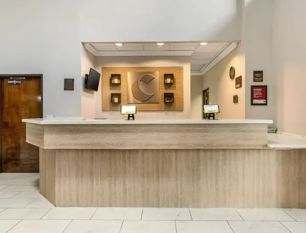 Comfort Suites Bush Intercontinental Airport hotel detail image 2