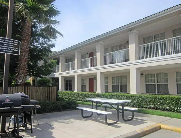 Sonesta Simply Suites Stafford hotel detail image 1