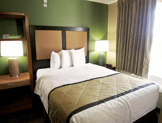 Sonesta Simply Suites Stafford hotel detail image 3