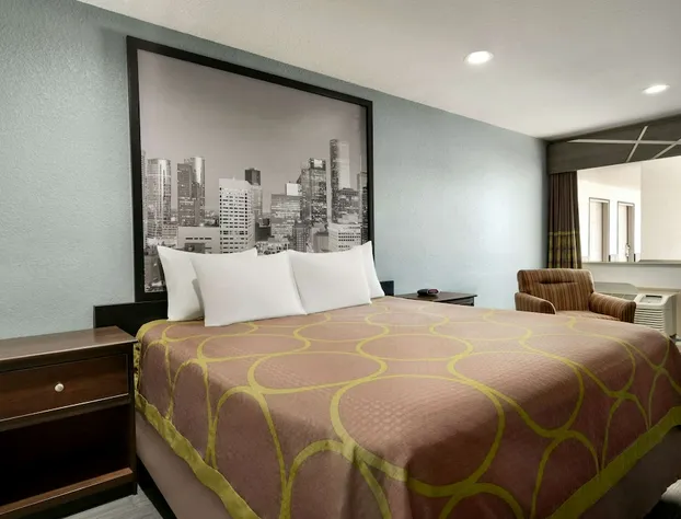 Crystal Inn Northeast Houston Downtown I-610 hotel detail image 3