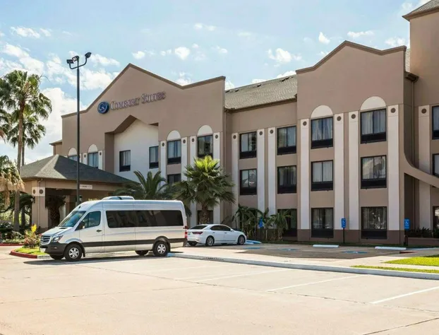 Comfort Suites Stafford Near Sugarland hotel detail image 2