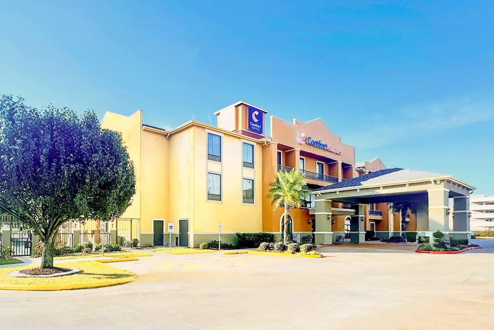 Comfort Suites Westchase Houston Energy Corridor hotel hero