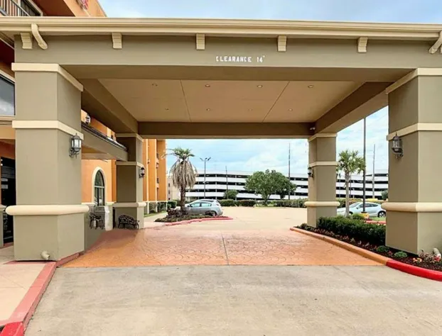 Comfort Suites Westchase Houston Energy Corridor hotel detail image 3