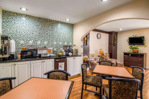 Rodeway Inn & Suites Houston near Medical Center hotel detail image 2