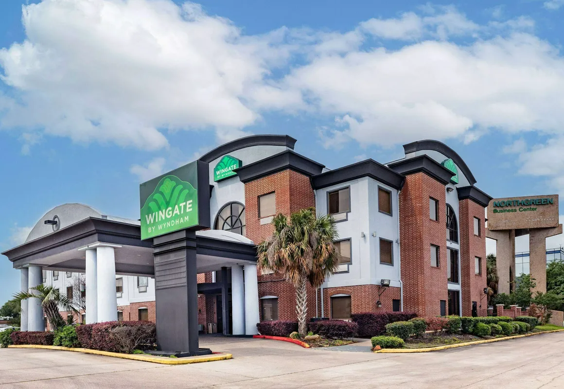 Wingate by Wyndham Houston Bush Intercontinental Airport hotel hero