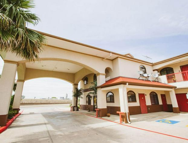 Palace Inn - Baytown I-10 hotel detail image 4