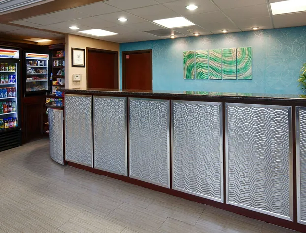 Days Inn & Suites by Wyndham Sam Houston Tollway hotel detail image 2