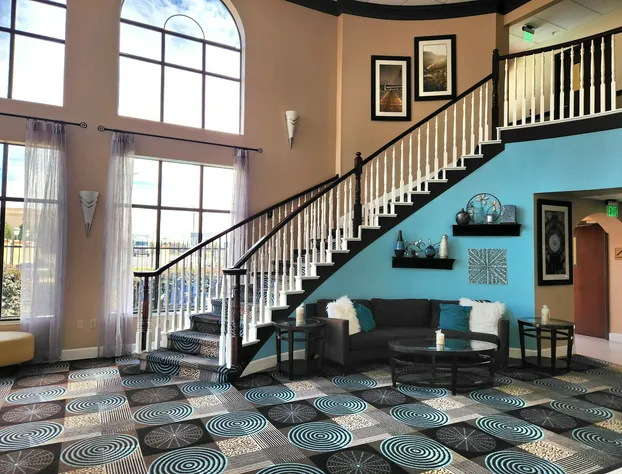 Days Inn & Suites by Wyndham Sam Houston Tollway hotel detail image 4