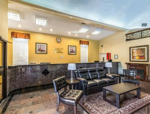 Quality Suites North hotel detail image 4