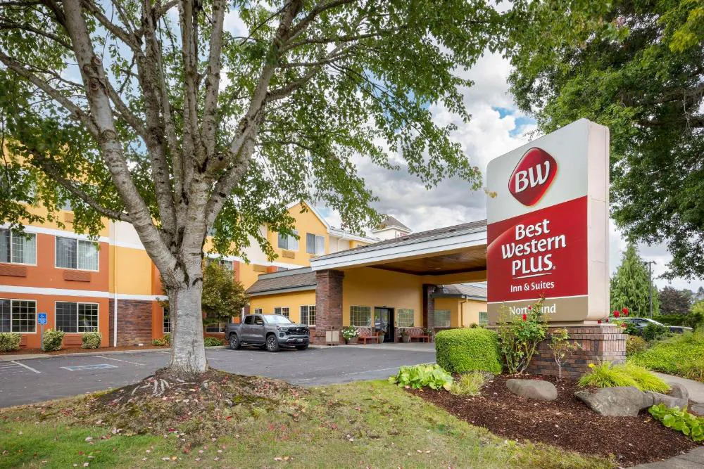 Best Western Plus Northwind Inn & Suites hotel hero