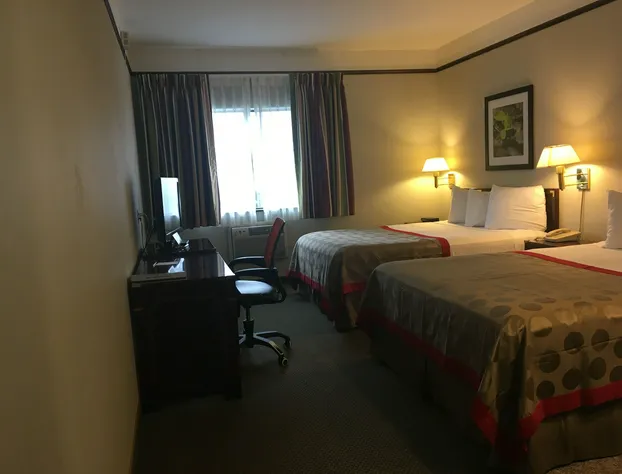 Ramada by Wyndham Portland Airport hotel detail image 4