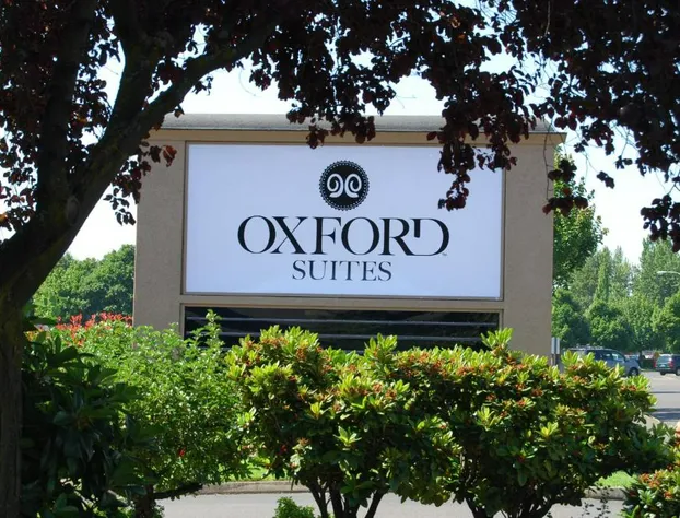 Oxford Suites Portland - Jantzen Beach hotel detail image 2