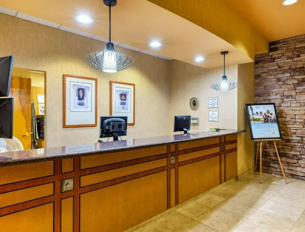 La Quinta Inn & Suites by Wyndham Vancouver hotel detail image 4