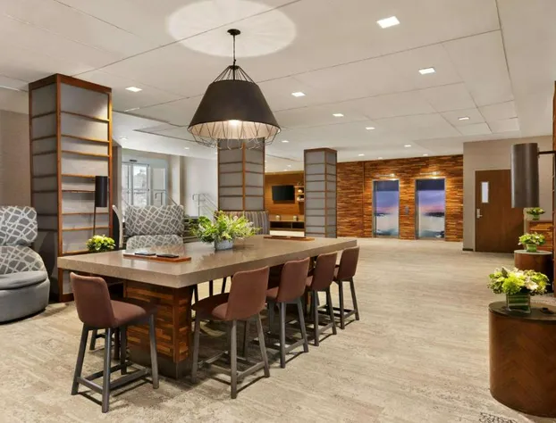 Wyndham Garden at Niagara Falls hotel detail image 4