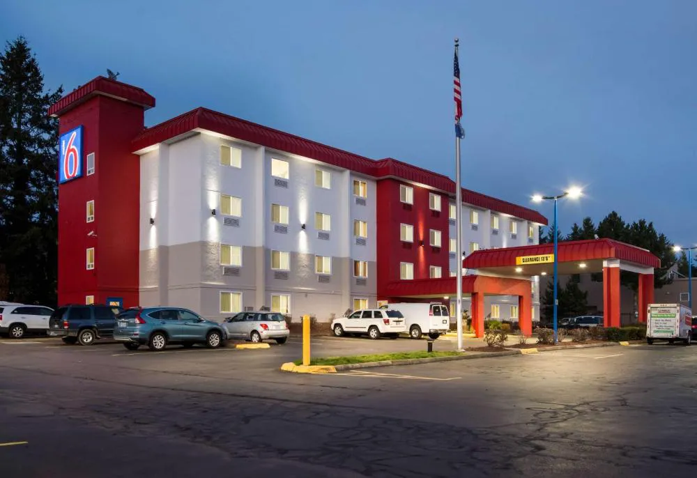 Motel 6 Wilsonville, OR - Portland hotel hero