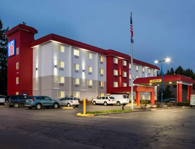 Motel 6 Wilsonville, OR - Portland hotel detail image 3