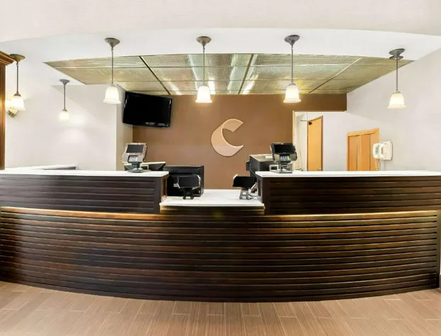 Comfort Suites Portland Airport hotel detail image 4