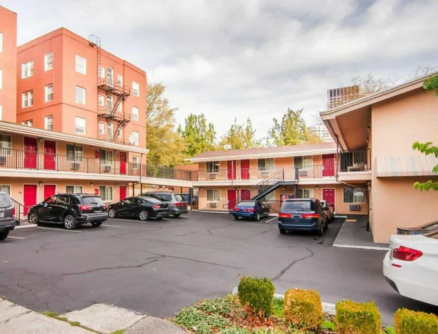 Econo Lodge Portland Downtown hotel detail image 2