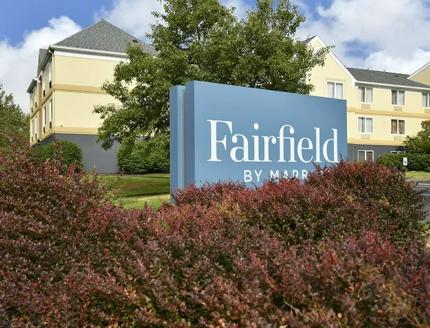 Fairfield Inn & Suites by Marriott Portland Airport hotel detail image 1