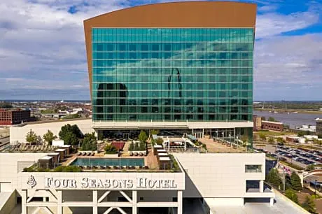 Four Seasons Hotel St Louis hotel detail image 3