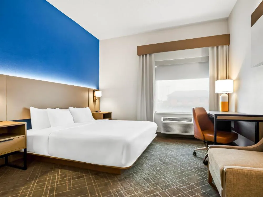 Comfort Inn & Suites O'Fallon - St. Louis Area hotel hero